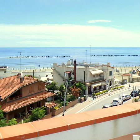 Esperia 23 Apartment Lido di Pomposa Luaran gambar