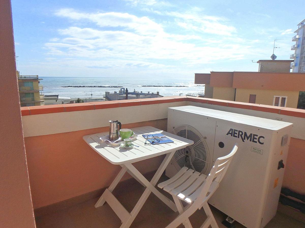 Esperia 23 Apartment Lido di Pomposa Luaran gambar