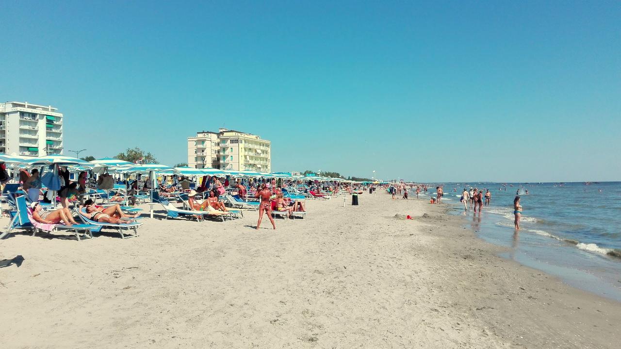 Esperia 23 Apartment Lido di Pomposa Luaran gambar
